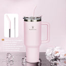 O Copo Térmico Portátil ROMANTIC CROWN 1200ml Inox com Tampa e Canudo